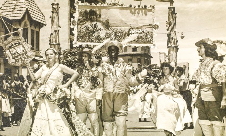 Carnaval turístico do Rio também nasceu da luta política dos sambistas