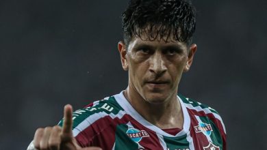 Fluminense sofre virada do Bahia e torcida se irrita com Diniz