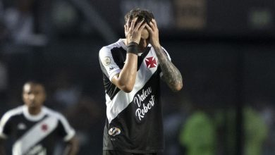 Nem o Vegetti salvou! Vasco sofre goleada histórica para o Criciúma em São Januário